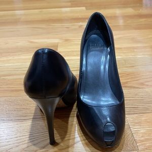 Stuart Weitzman peep toe black leather pumps